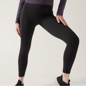 Athleta Ultimate Stash 7/8 Tight
